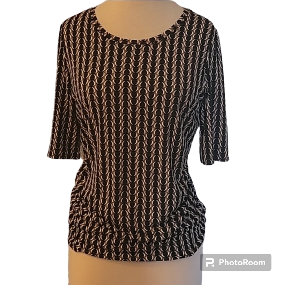 Vince Camuto black and tan printed top large